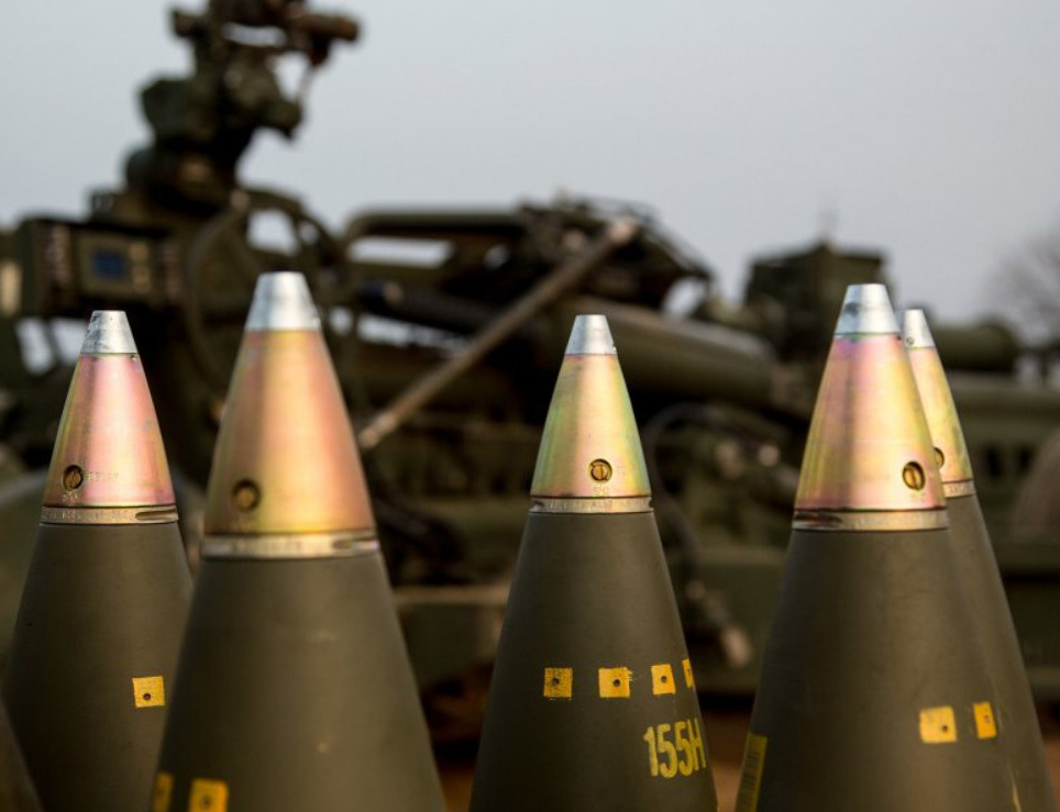 Ракети за IRIS-T и боеприпаси: Германия предаде нов пакет помощ на Украйна. 