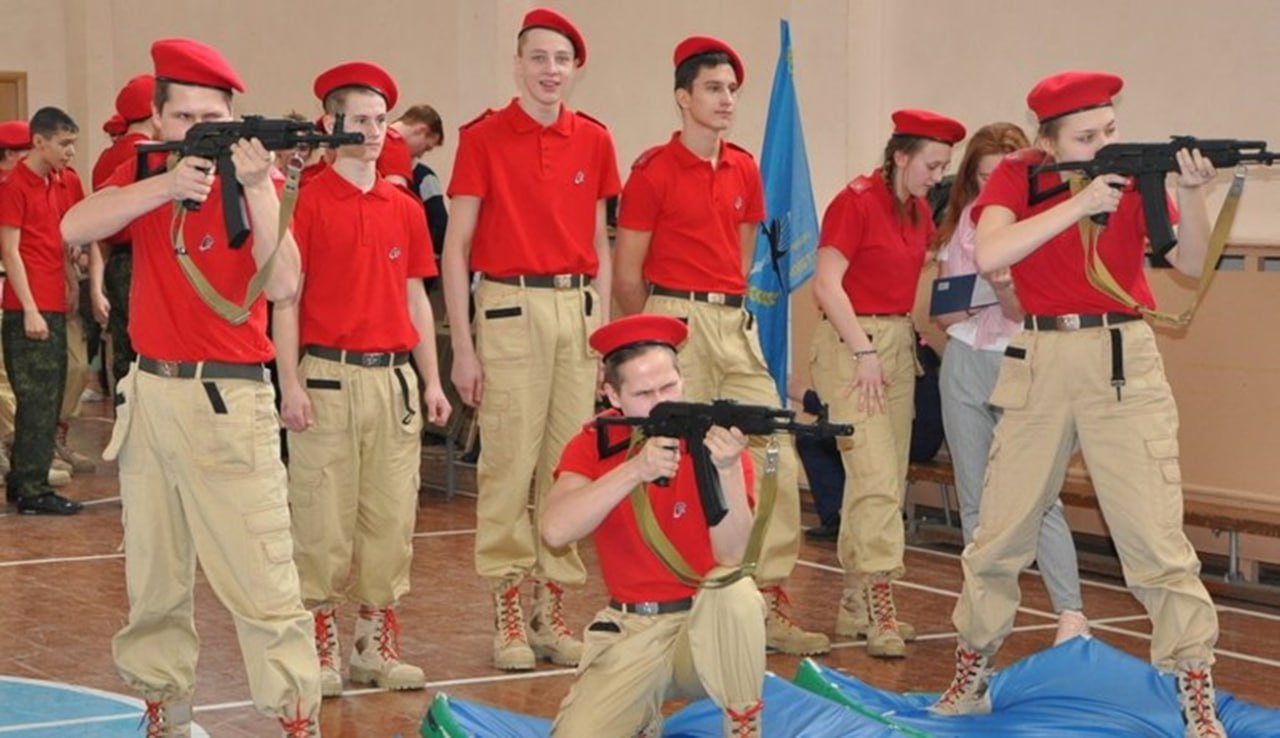 Руснаците в Мелитопол създават първото „путлерюгенд училище“ в окупираните територии