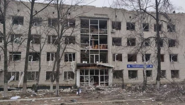 За две години война окупаторите разрушиха и повредиха над 1700 лечебни заведения в Украйна