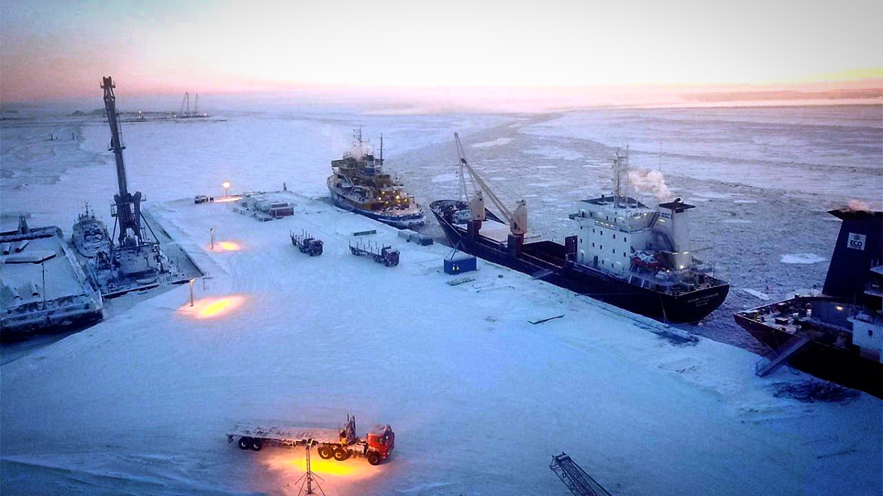 Най-големият проект в руската федерация за втечнен природен газ (абревиатура на руски СПГ – бел. БФ) остана без танкери от леден клас заради санкциите на САЩ