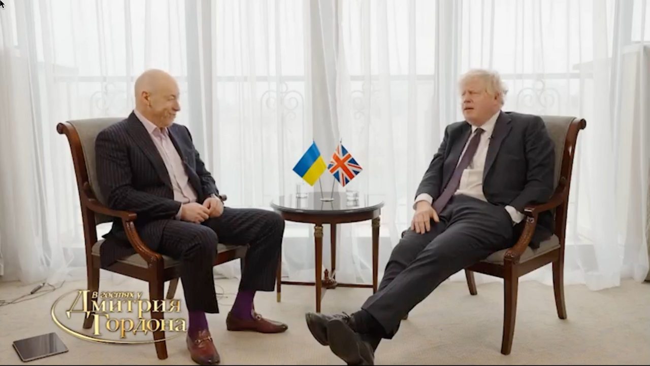 Джонсън призова Путин на втората годишнина от инвазията: Махай се от Украйна!