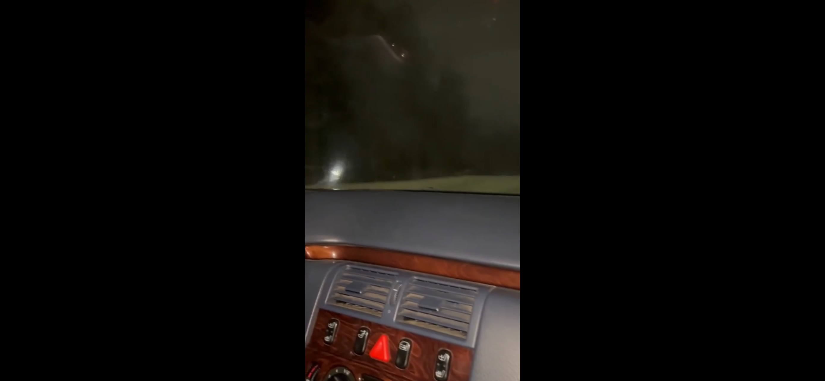 „Уф, много смърди!“: след експлозиите на полигона Воткинск край Ижевск от аптеките изчезна калиевият йодид 