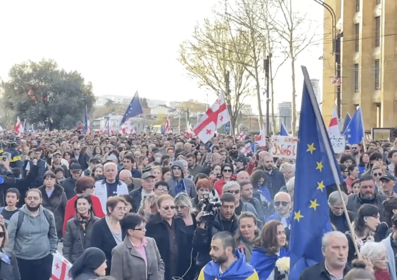 В Тбилиси започна марш „Да на Европа, не на руския закон“ 