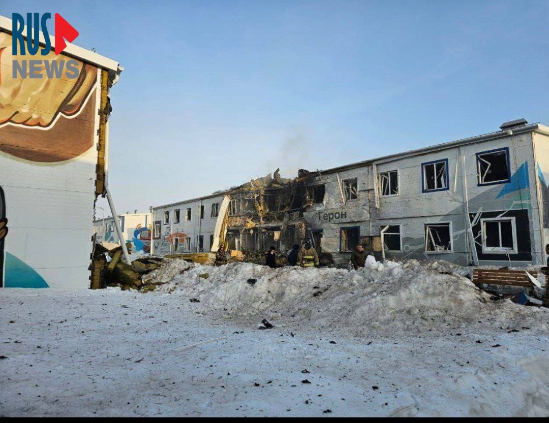 Украйна атакува завода за производство на “Шахеди” в руския град Елабуга (Република Татарстан), който е на 1200 км от границата