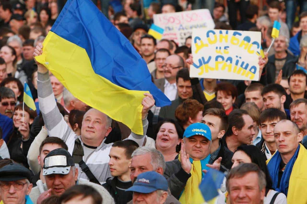 Донецк преди 10 години. Митинг в подкрепа на Украйна. Снимка: Sergey Vaganov