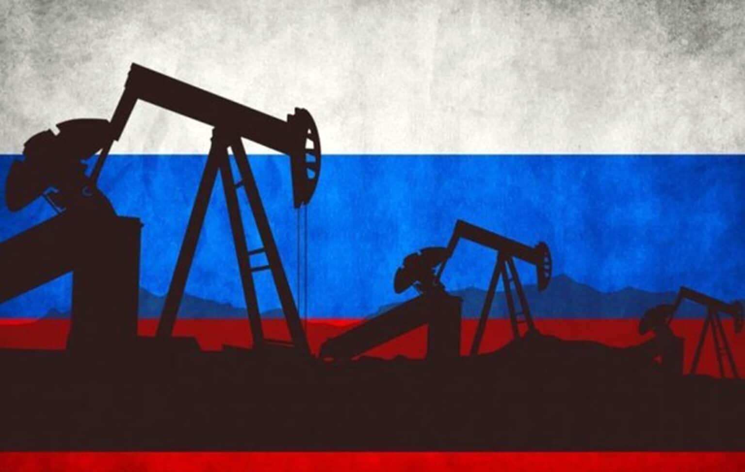 Русия рязко увеличи продажбата на петрол на външните пазари на фона на намаляване на натоварването на петролните рафинерии – Bloomberg.
