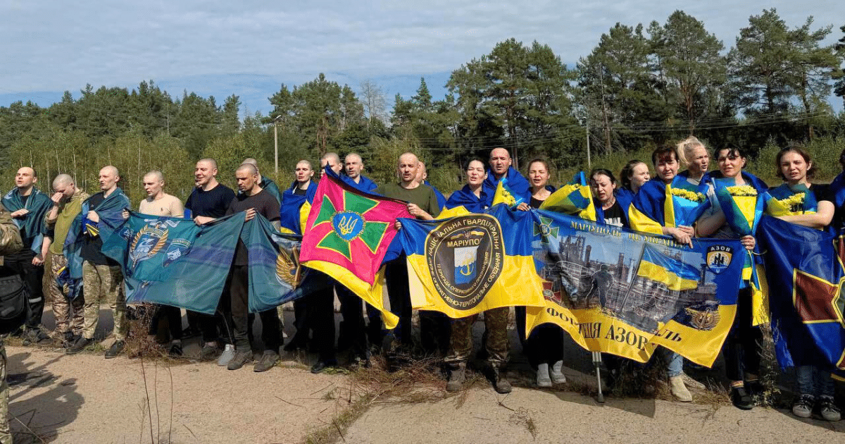 Още 49 украинци са върнати от руски плен, – Зеленски.