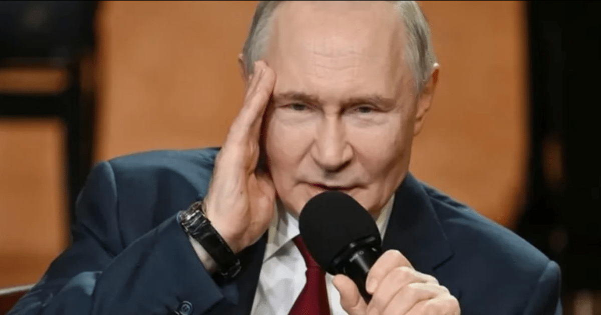 Путин живее в „топла вана“, четейки само позитивни „папки“ – Олексий Мельник