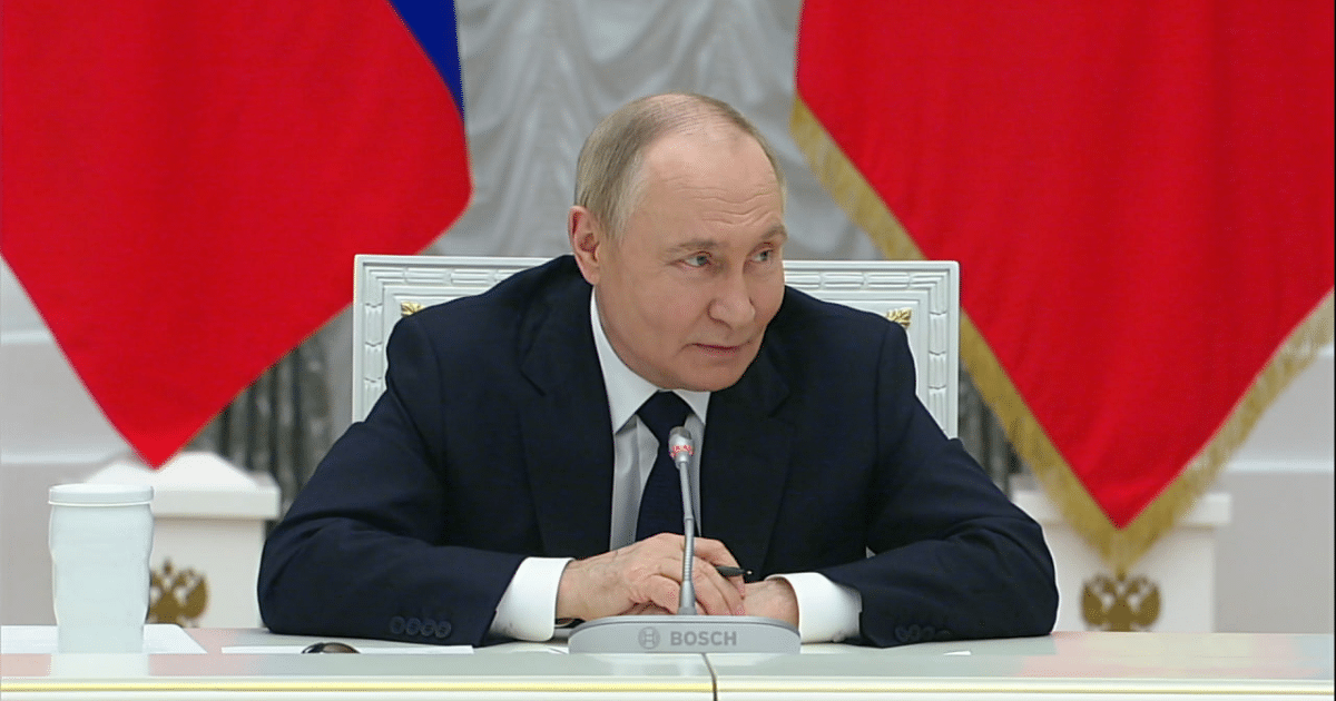 „Стъпка по стъпка се приближаваме към иранския модел“ — Саркис Дарбинян за последиците от заповедта на Путин да „задуши“ западните платформи