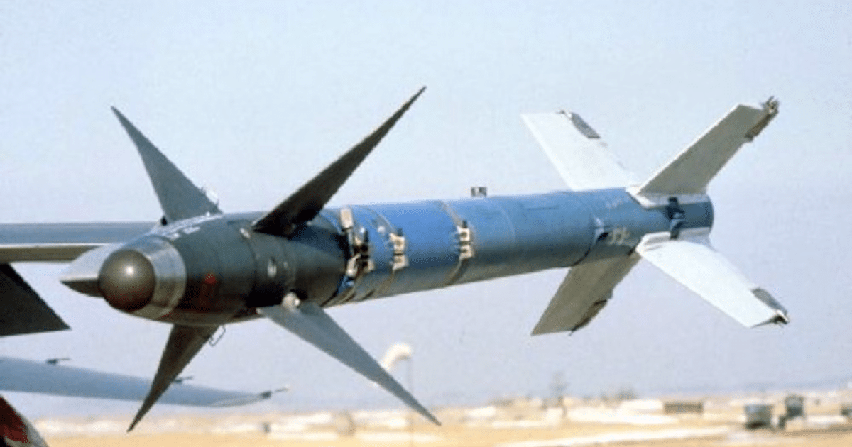 Украински морски дронове свалиха два руски Су-30 с ракети AIM-9 Sidewinder