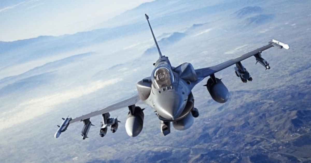 Чехия ще обучава украински пилоти на F-16 и F-39 Gripen