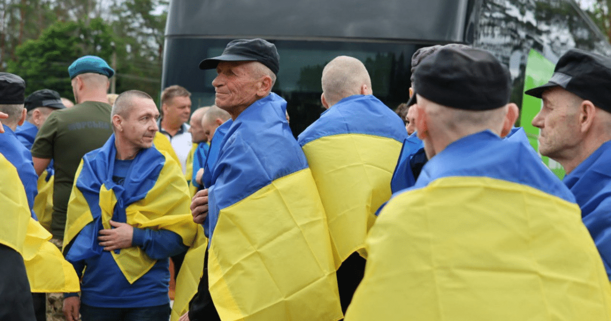 Украйна връща от плен тежкопострадали и тежкоболни Защитници — пореден етап от голям обмен!