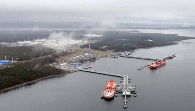 Атака с украински дронове повреди два танкера от руския „сенчест флот“ в ключовия петролен порт Приморск – Reuters