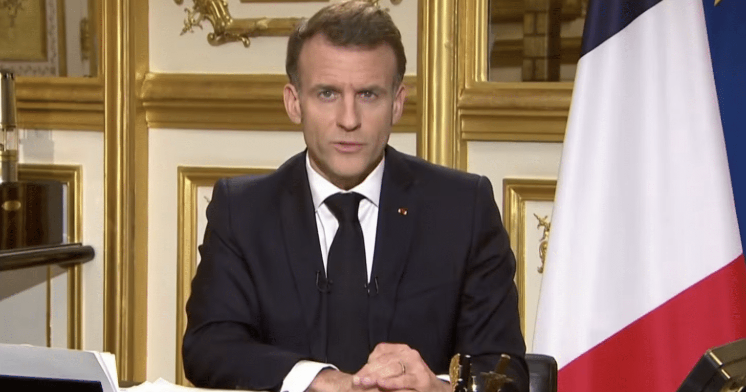 Франция се включва активно в Близкия изток.